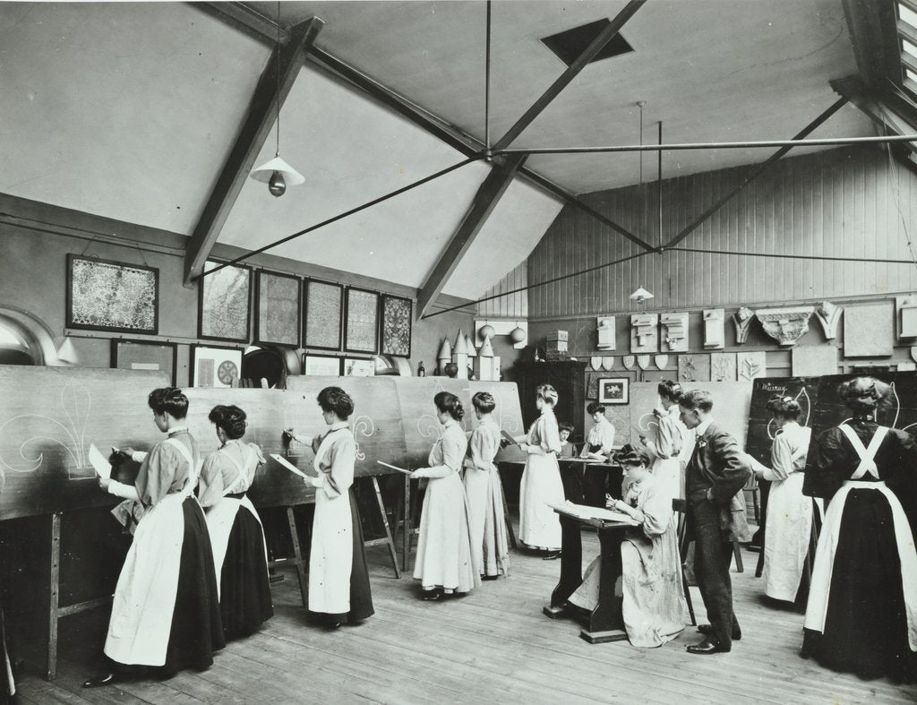 Detail of Art class for female students, Battersea Polytechnic, London, 1907 by Unknown