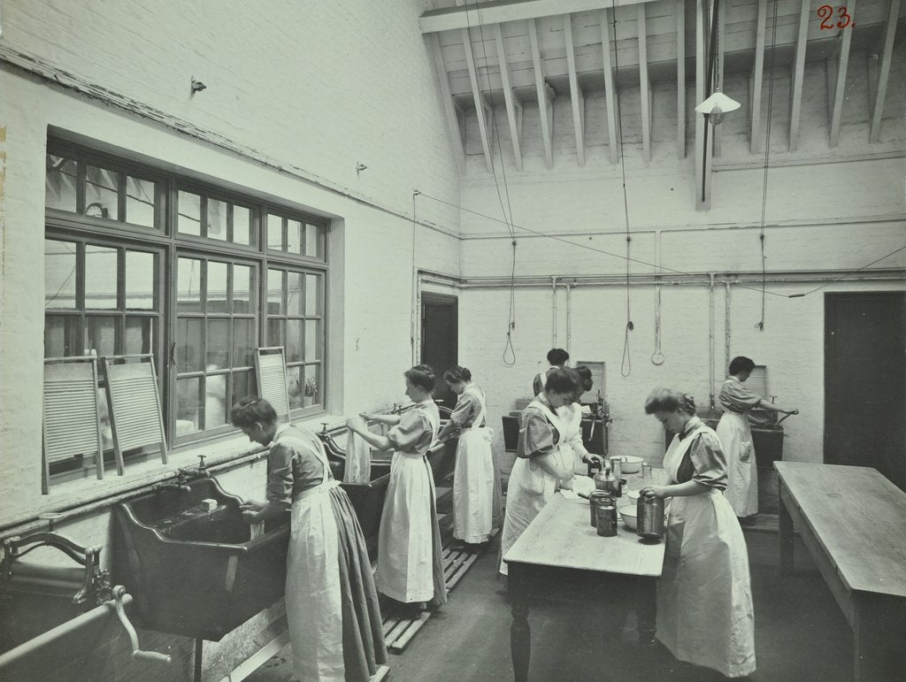 Detail of The washing room, Battersea Polytechnic, London, 1907 by Unknown