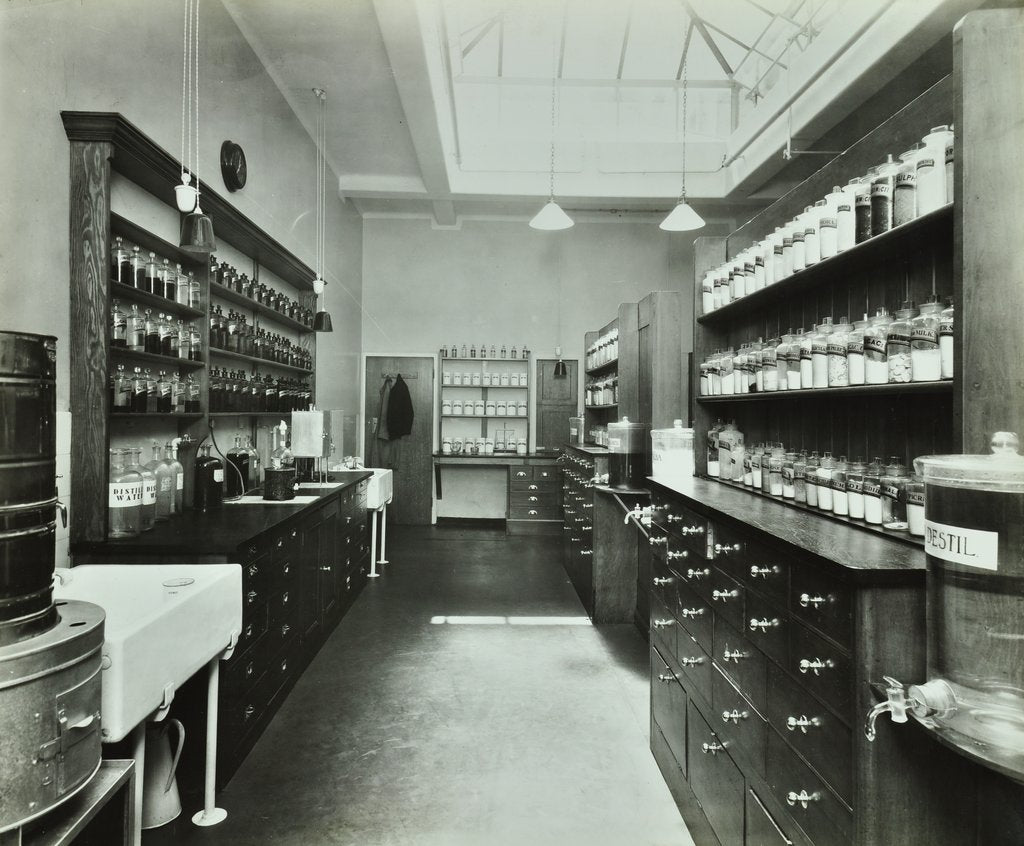 Detail of Dispensary for out-patients, Hammersmith Hospital, London, 1935 by Unknown