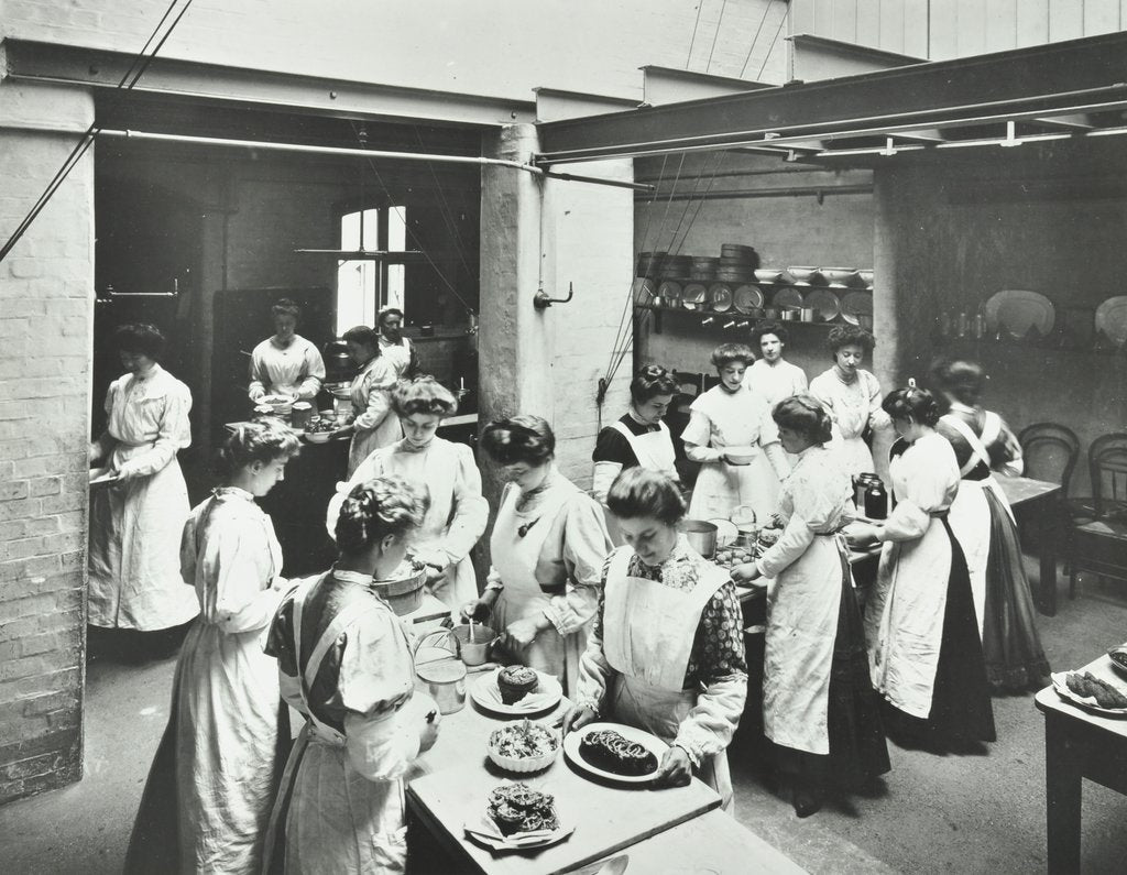 Detail of General cookery class, National Training School of Cookery, London, 1907 by Unknown