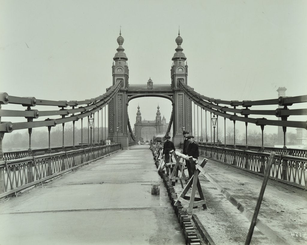 Detail of Workmen on old Chelsea Bridge, London, 1921 by Unknown